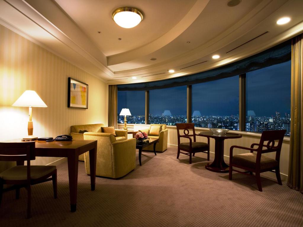 Posezení v ubytování Imperial Hotel Osaka