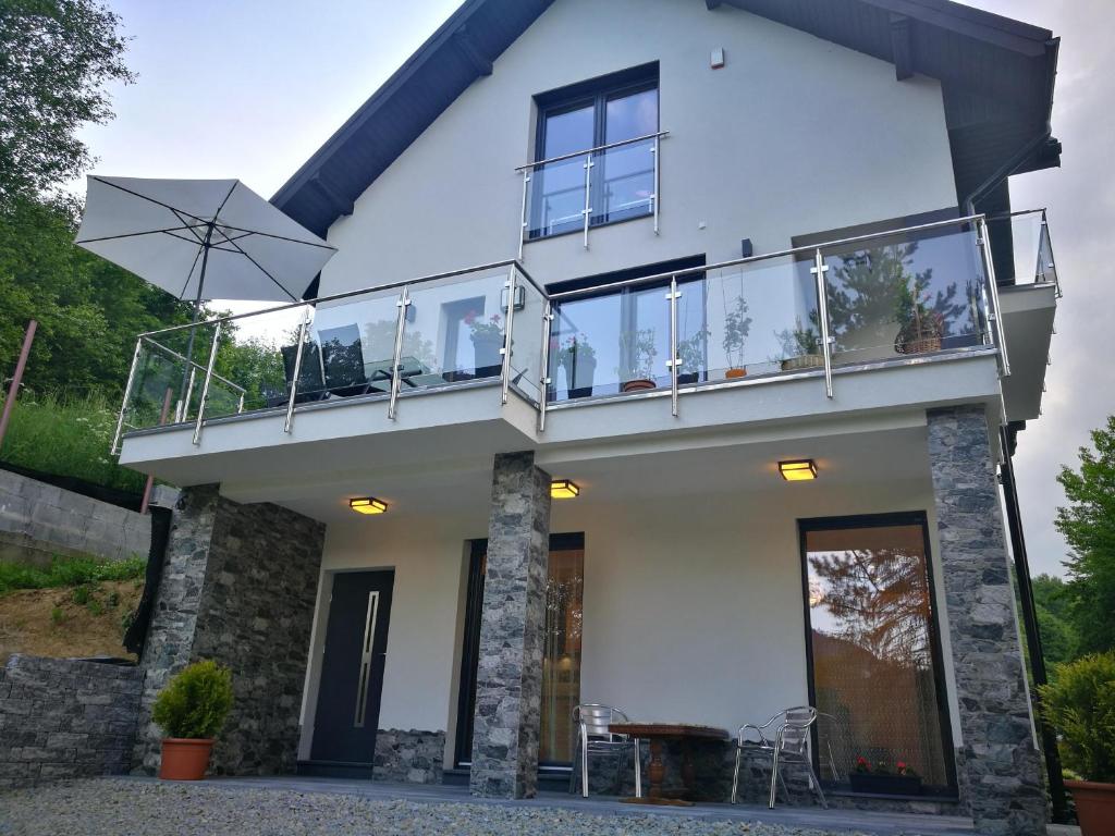 Budova, v ktorej sa apartmán nachádza