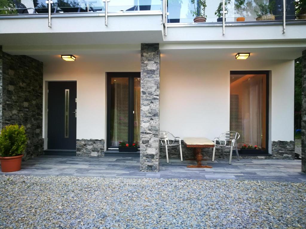 Budova, v ktorej sa apartmán nachádza