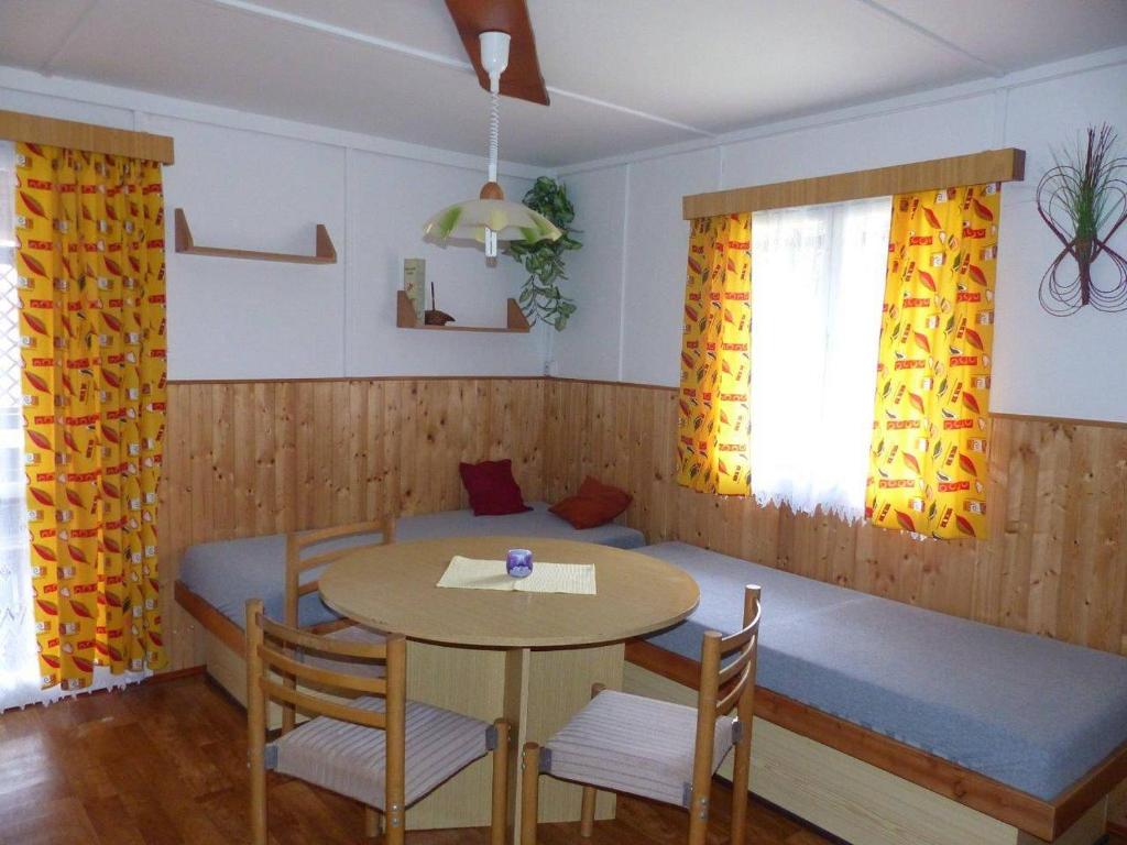 Istumisnurk majutusasutuses Chaty Vysočina