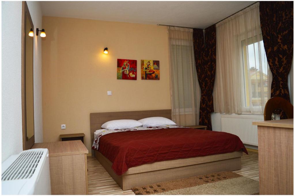Postel nebo postele na pokoji v ubytování Hotel Treff