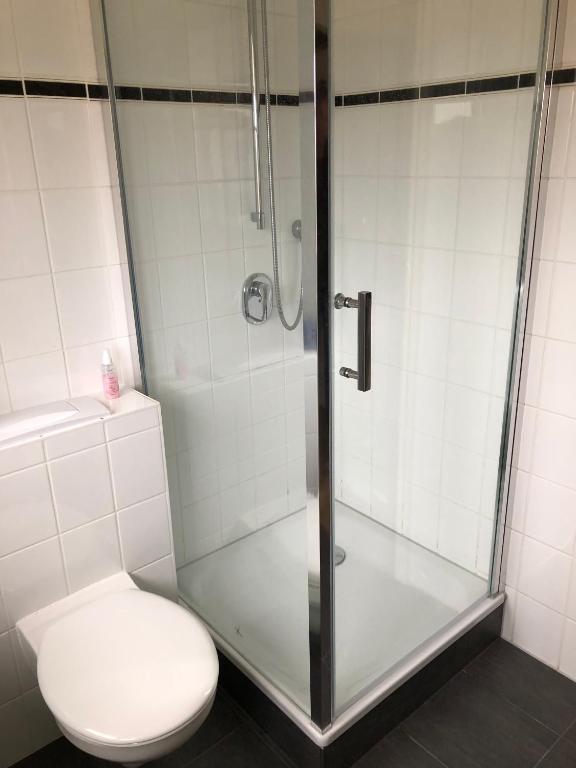 Koupelna v ubytování Ferienwohnung "Kranich" im Ferien-Resort Rügen