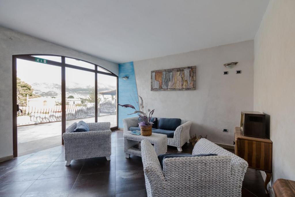 Posezení v ubytování Hotel Solanas