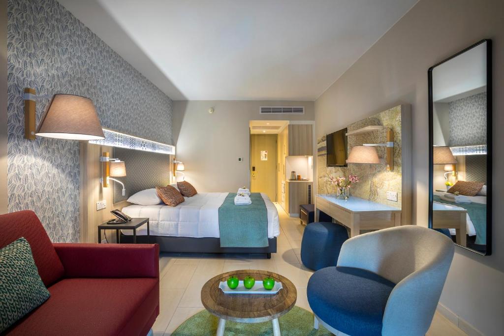 Leonardo Laura Beach & Splash Resort - 