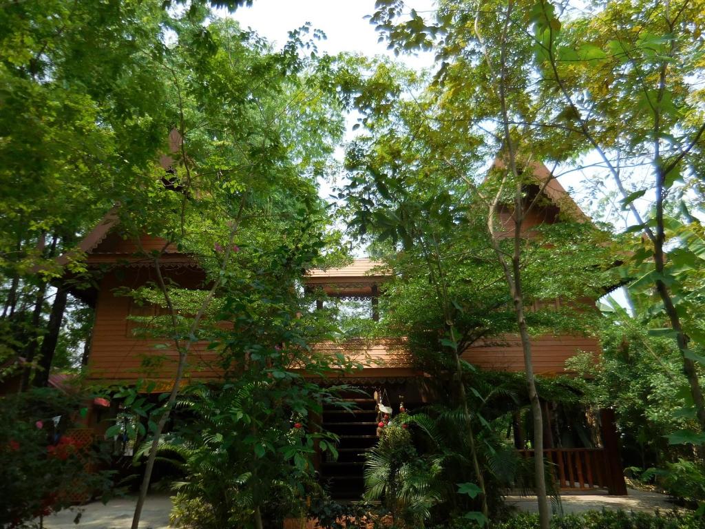 Zahrada ubytování Akchanok Homestay