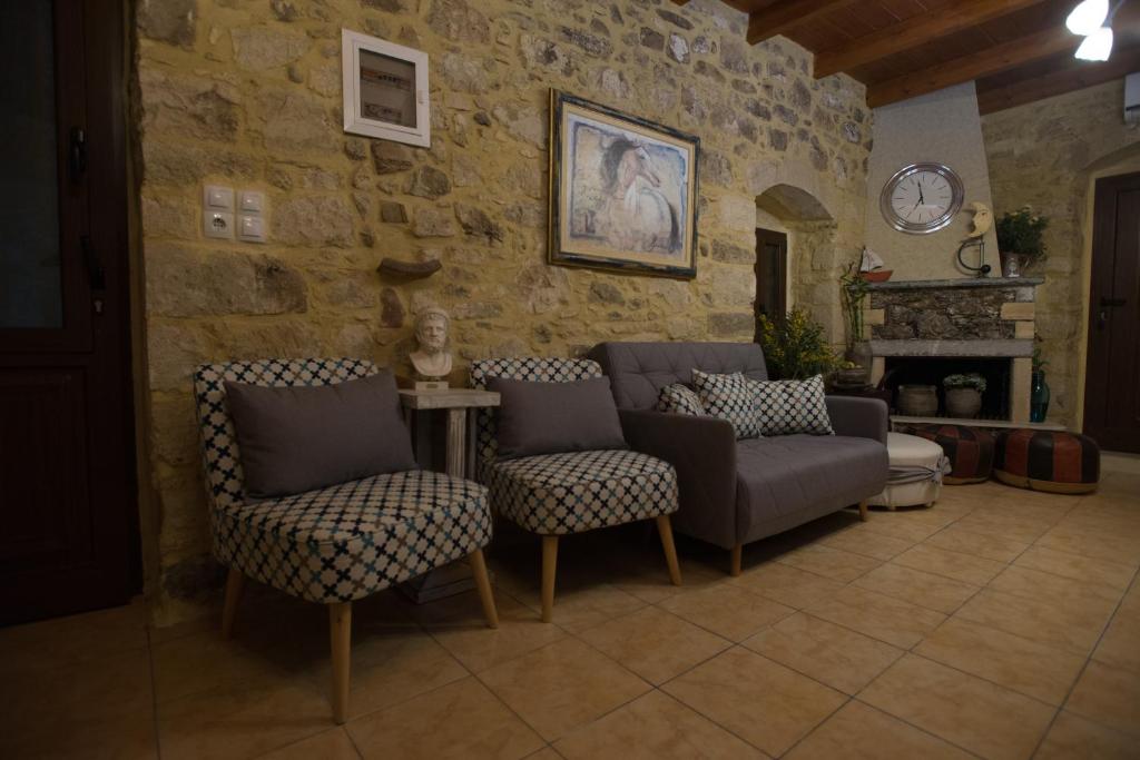 Część wypoczynkowa w obiekcie Villa Kamelia-Renovated old house-South Crete