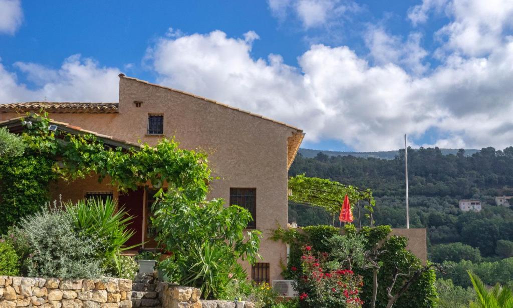 Nespecifikovaný výhled na hory nebo výhled na hory při pohledu z bed and breakfast