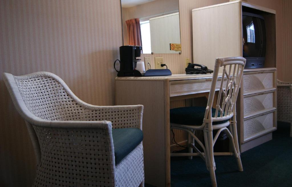 Meadow Court Inn - Ithaca photo