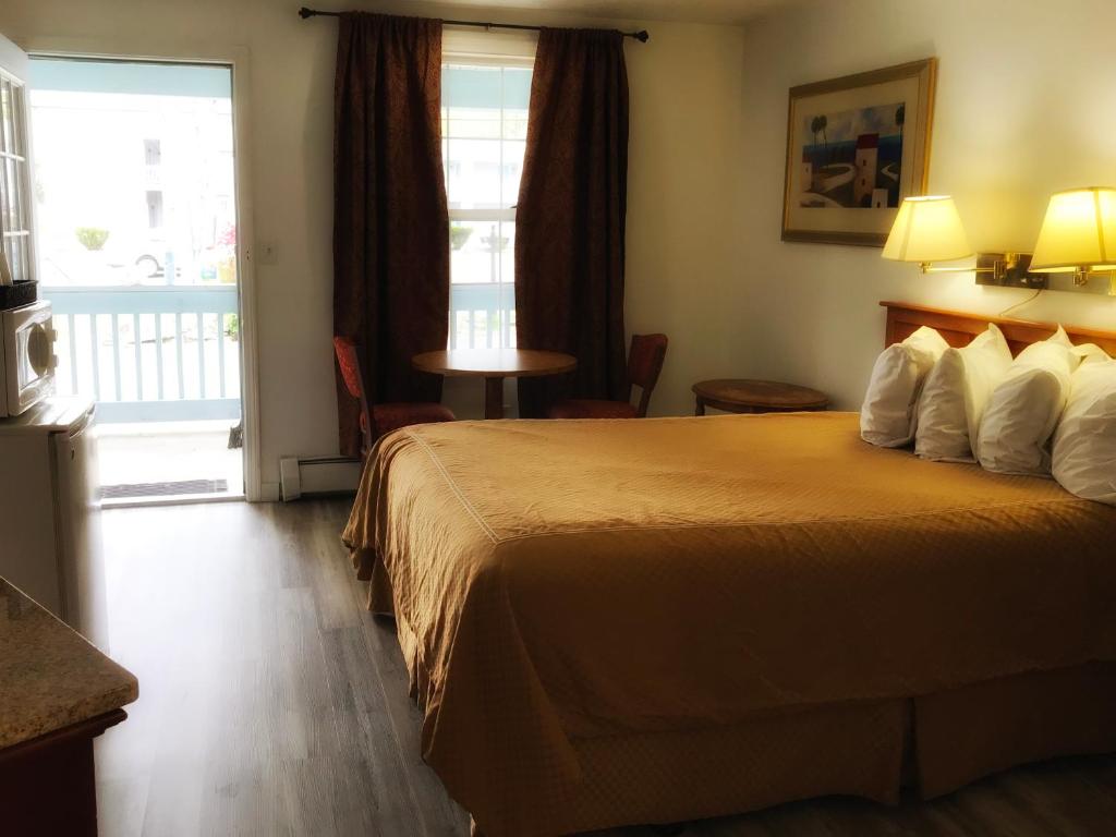 Exit 5 Resort & Condominium photo
