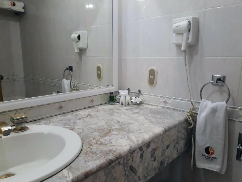 Koupelna v ubytování San Juan Park Hotel