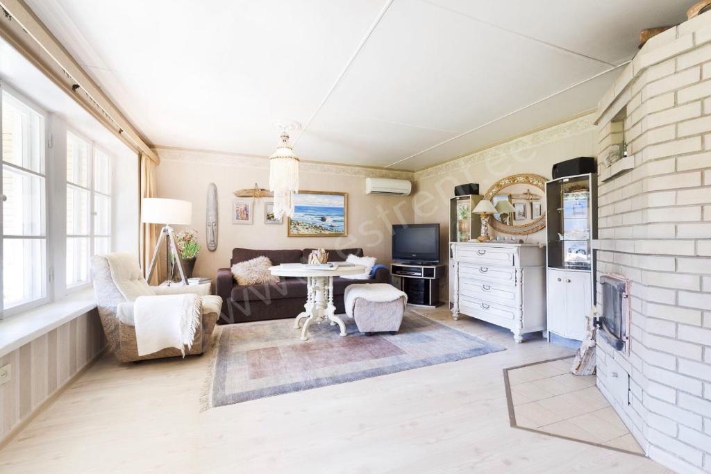 TV a/nebo společenská místnost v ubytování Kaju Guesthouses