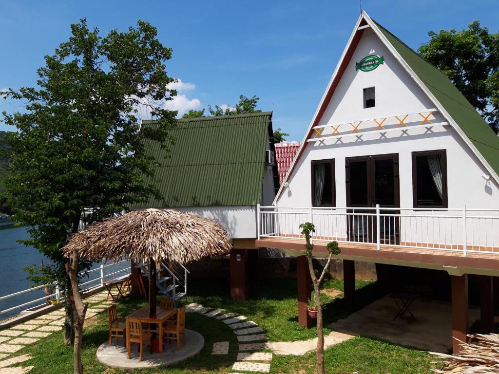 Carambola Bungalow - 私人上级平房，阳台和花园景观