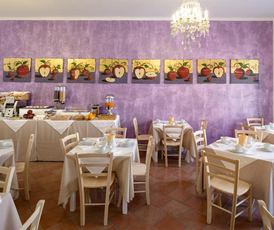 Restaurace v ubytování Hotel Porta Marmorea