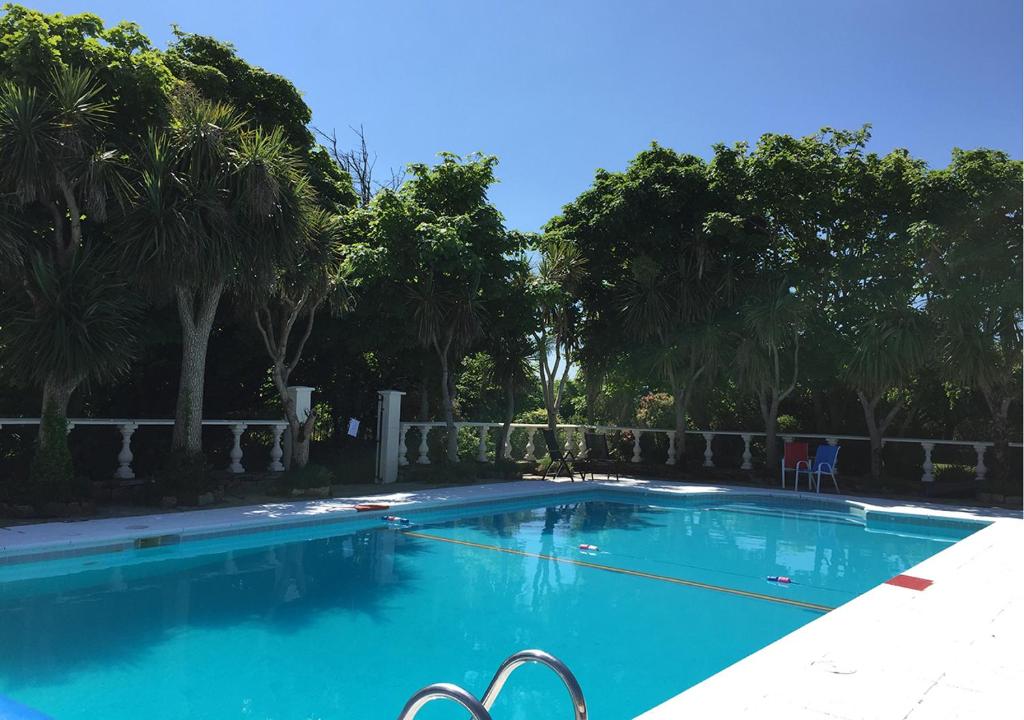 Bazén v ubytování Renvyle House Hotel & Resort nebo v jeho okolí