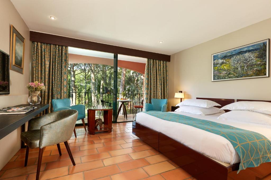 Villa Duflot Hôtel & Spa Perpignan - Two Interconnecting Bedrooms