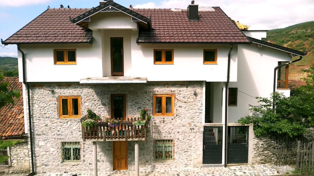 Aste Guesthouse - Image 5