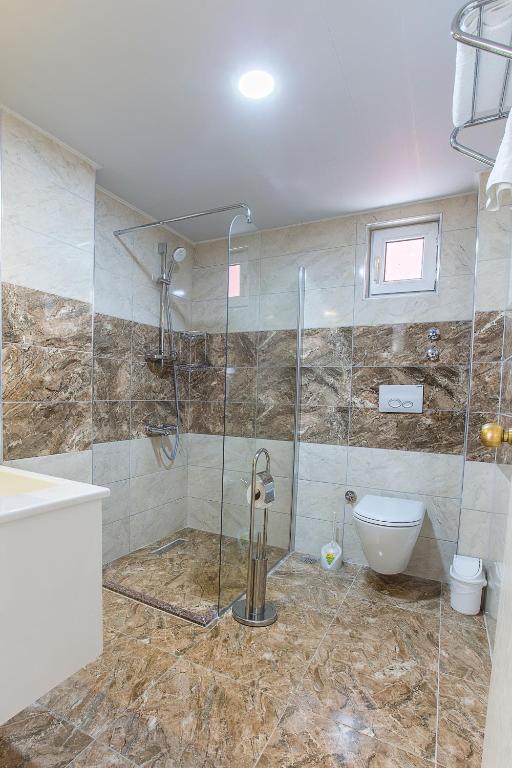 Twin Apart Hotel - 10