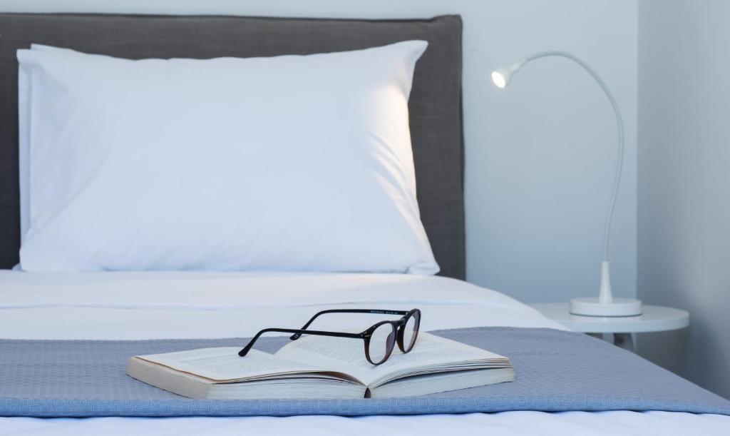 Spot Apart - Resim 44