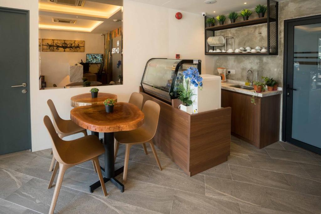 Kuchyň nebo kuchyňský kout v ubytování My Sj Hotel