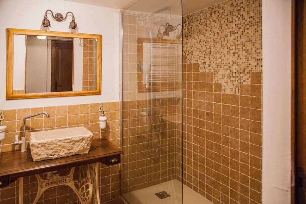 Łazienka w obiekcie Agriturismo Borgo Il Bonagino