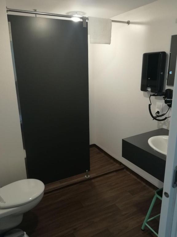 Koupelna v ubytování Agora Hostel