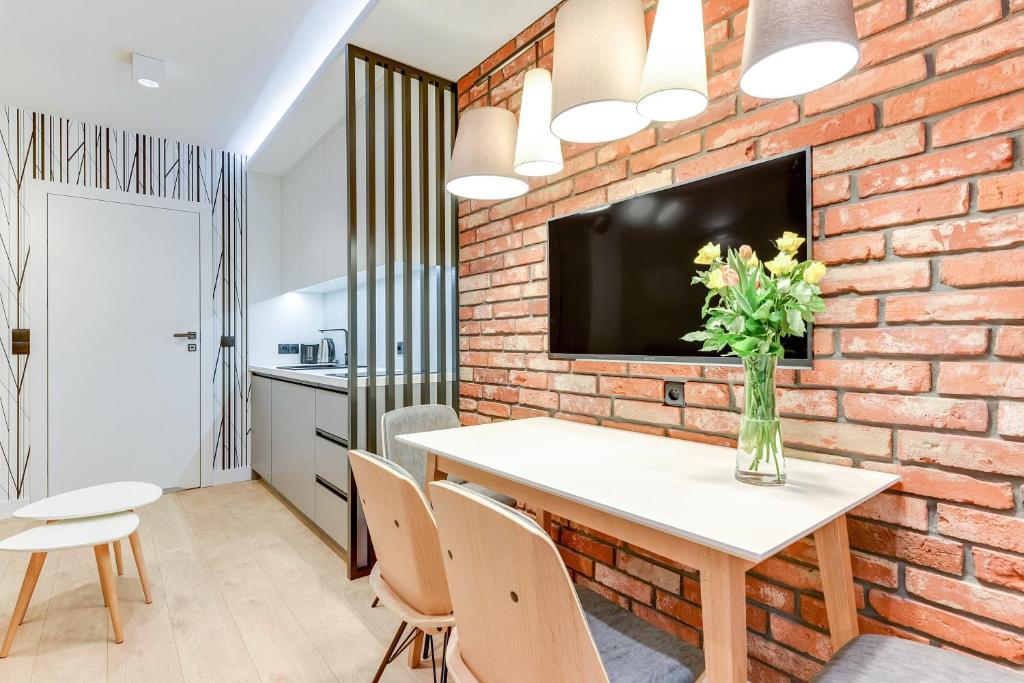 Blue Mandarin Island - Apartamento De Estudio - 72 Chmielna Street