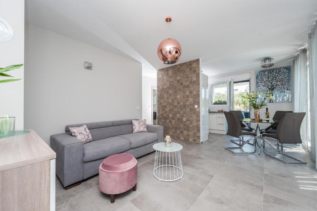 Część wypoczynkowa w obiekcie Villa Franica Zadar