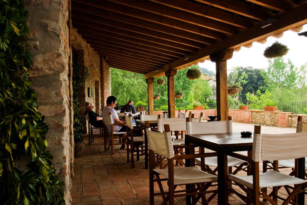 Restaurace v ubytování Hotel Moli De La Torre