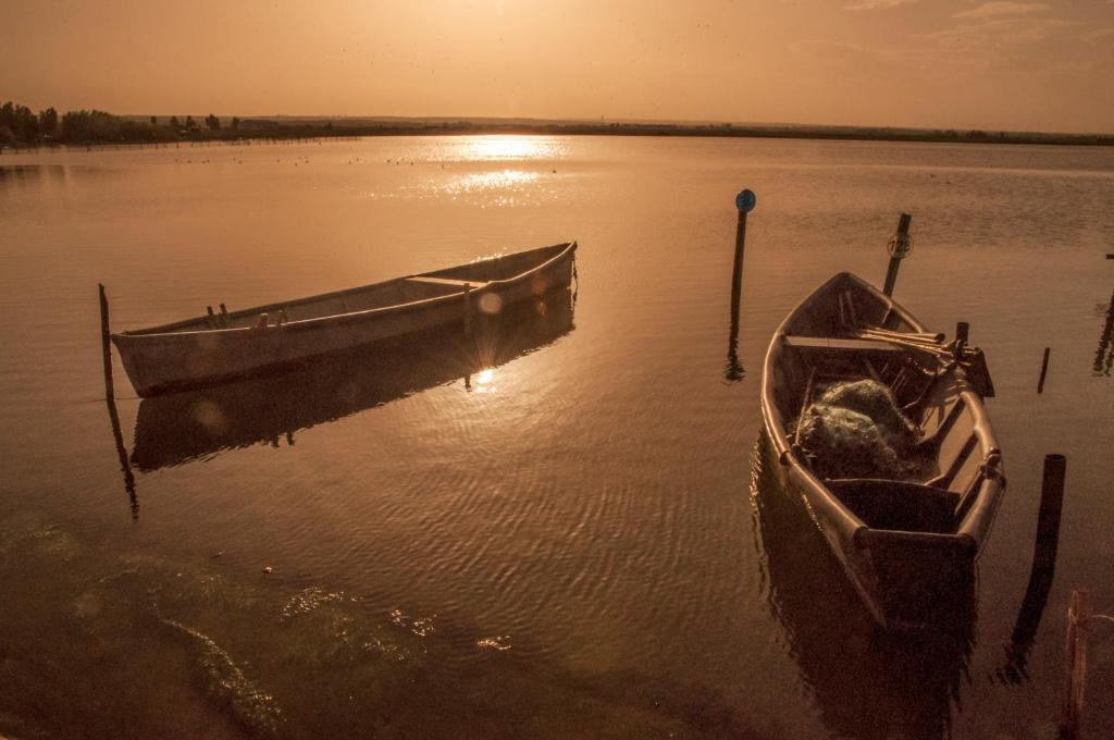 Výhled na řeku, která protéká v blízkosti bed and breakfast
