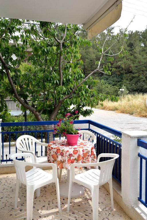 A balcony or terrace at Apartments Konstantinidis