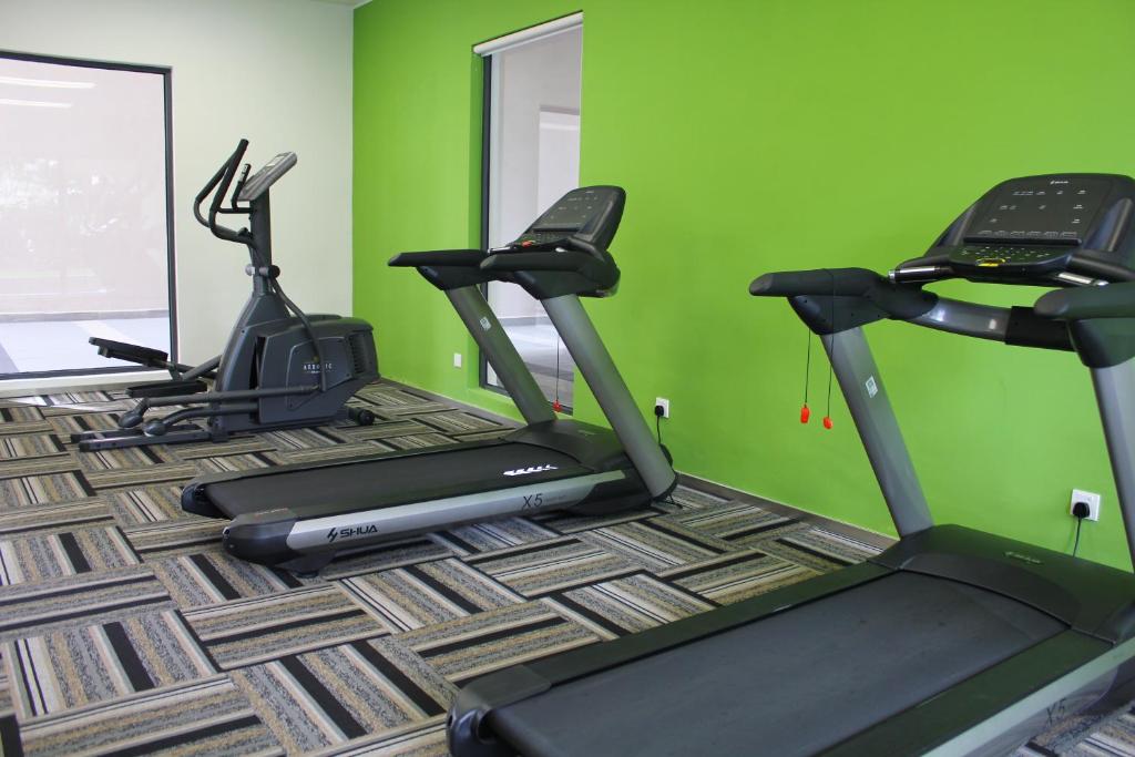 Fitness centrum a/nebo fitness zařízení v ubytování Country Garden Danga Bay By Widebed JB