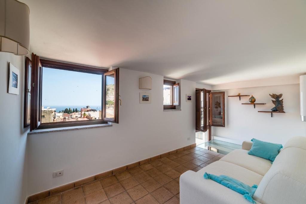 Vilagos Apartments & Loft Taormina - 9