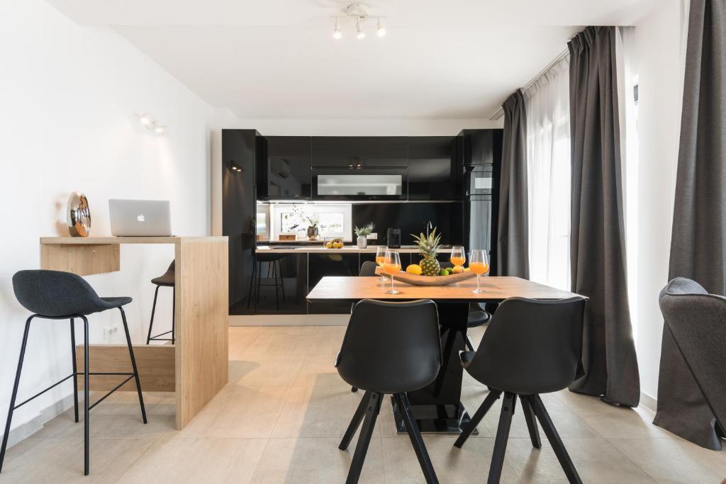 Residence Delta - Apartment With Terrace And Sea View - Ground Floor