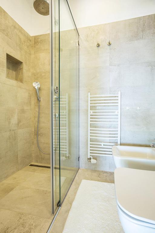 Kúpeľňa v ubytovaní A&A Luxury Beach Villas