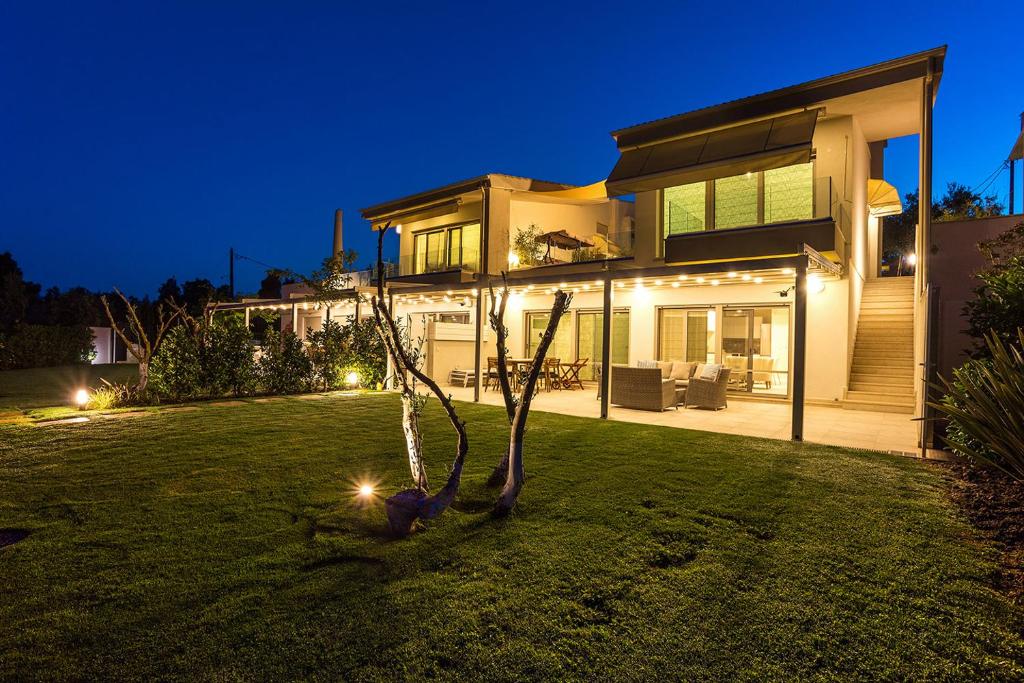 Vonkajšia záhrada v ubytovaní A&A Luxury Beach Villas