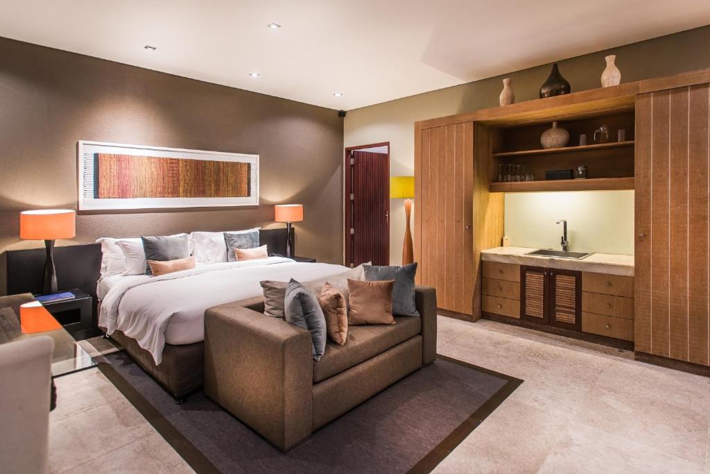 Cicada Luxury Townhouses - 1