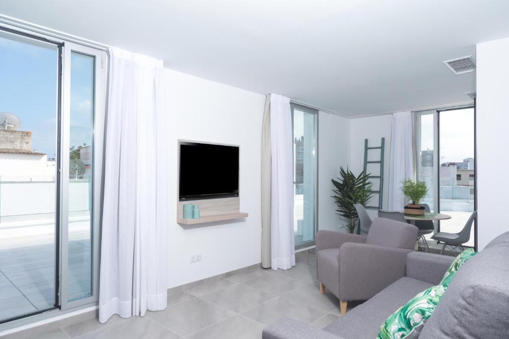Sea Breeze Apartments, Cala Millor – Updated 2023 Prices