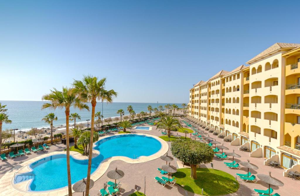 Foto da galeria de Hotel IPV Palace & Spa - Adults Recommended em Fuengirola