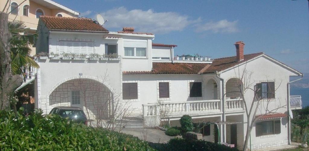 Zdjęcie z galerii obiektu Apartman Jamayka In w mieście Lovran