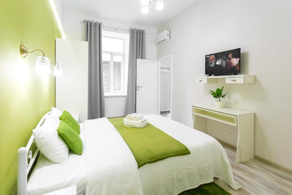 Bessarabka Apartments - One Bedroom Apartment With Jacuzzi On Baseina Street 3
