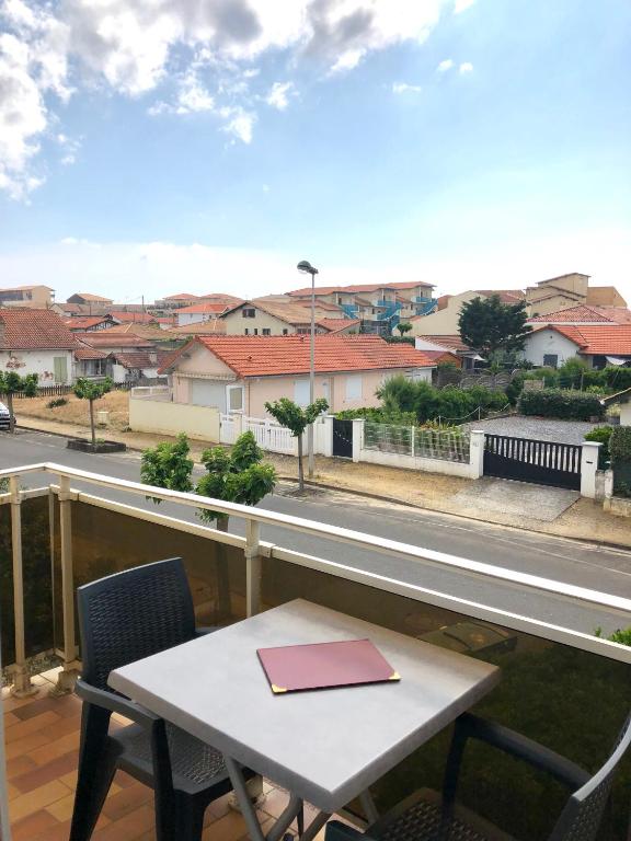 Balkón nebo terasa v ubytování Hôtel Le Plaisance