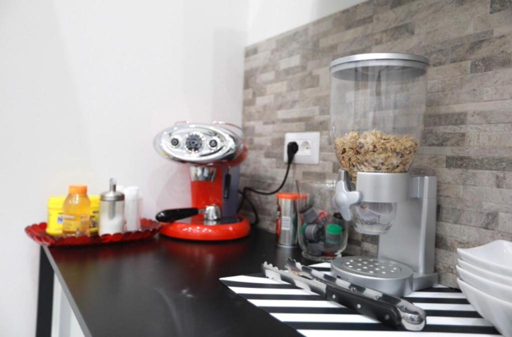 Kuchnia lub aneks kuchenny w obiekcie Chiaia Guest House