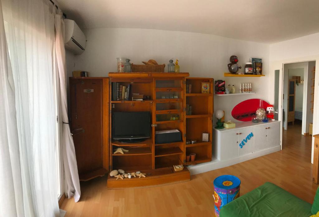 Knižnica v apartmáne