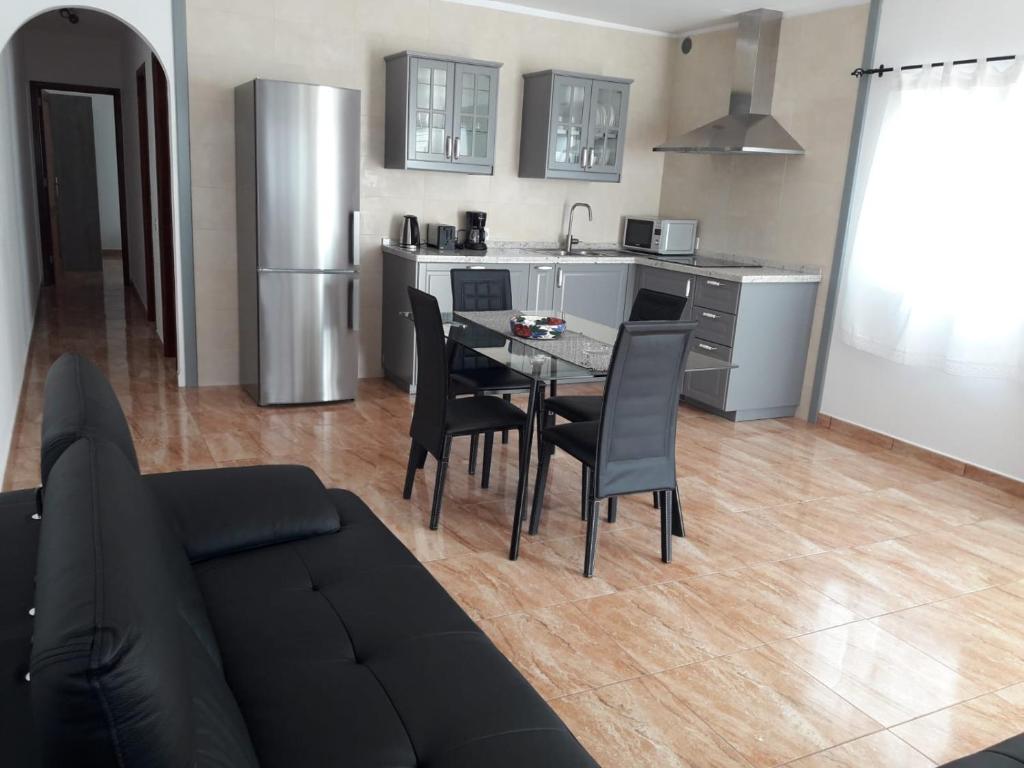 Kuchyň nebo kuchyňský kout v ubytování Casa Olivina 2