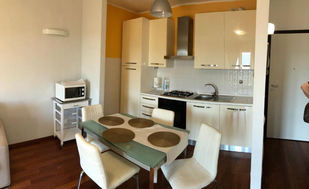 Kuchyň nebo kuchyňský kout v ubytování My Home Cinque Terre