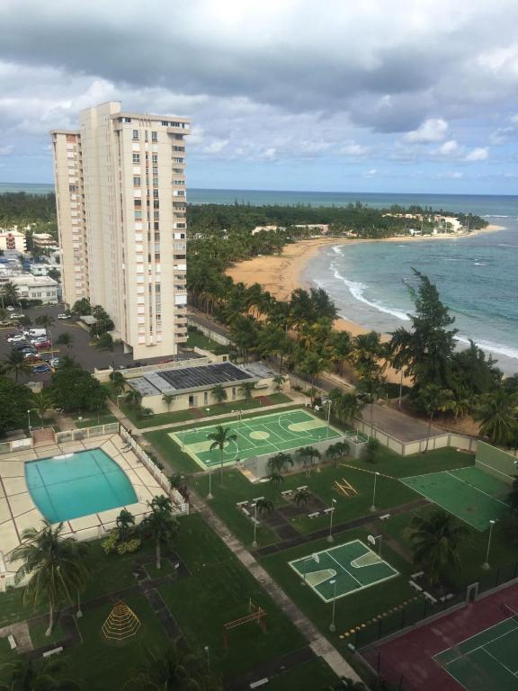 Incredible Ocean View Condo - Housity