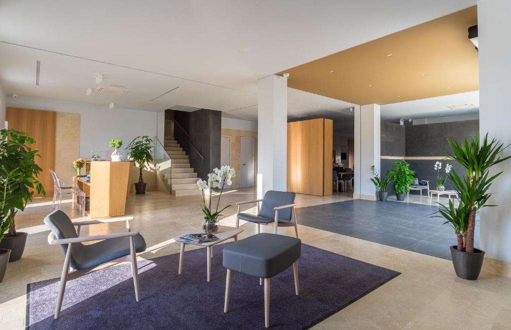 Posezení v ubytování Netum Hotel
