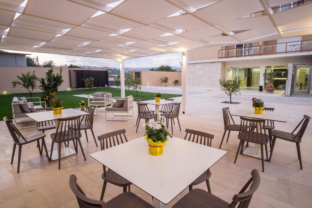 Posezení v ubytování Netum Hotel