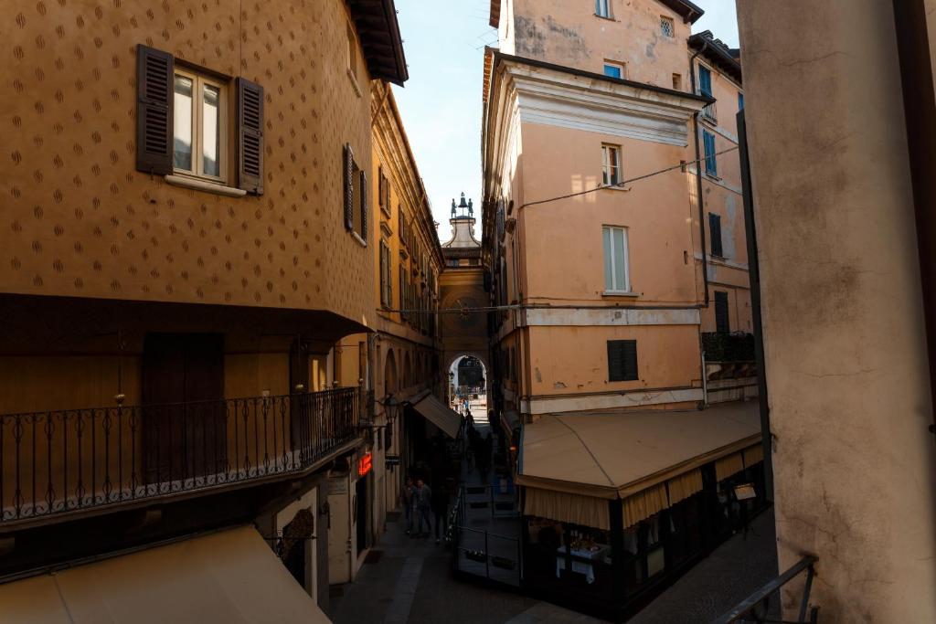 Fotografie z fotogalerie ubytování Albergo Orologio v destinaci Brescia