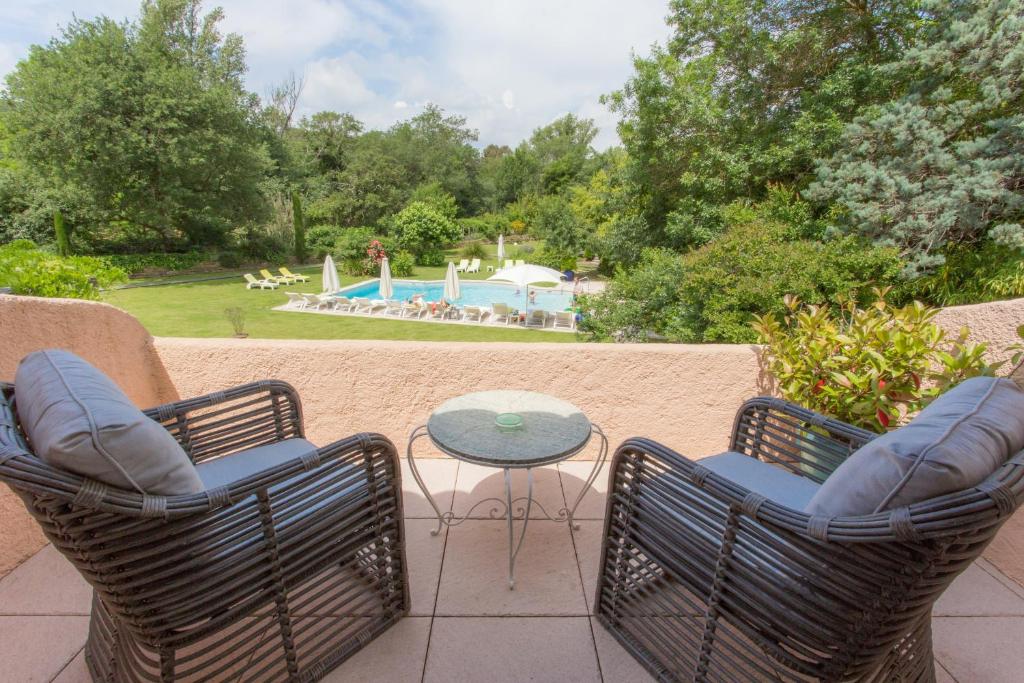 Zahrada ubytování Hotel Le Verger Maelvi